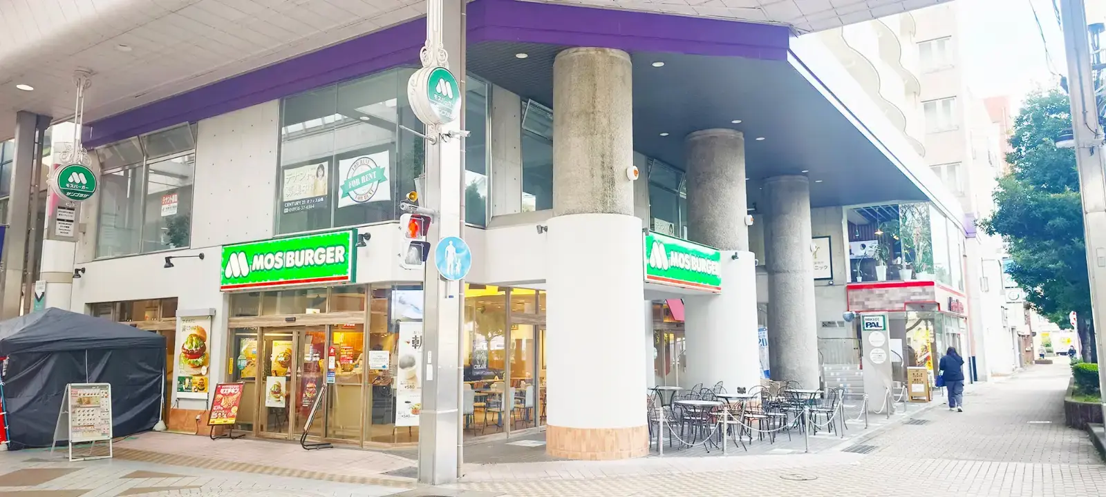 三ケ町アーケード側の1階テナント