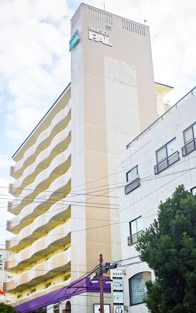 佐世保市の賃貸マンション PARK SIDE PAL（パークサイドパル）の建物
